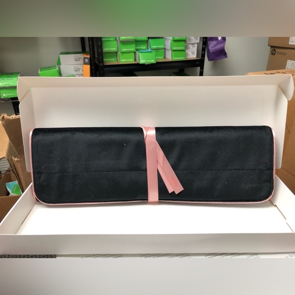 Dyson-designed Airwrap Travel Pouch - Pale Rose (Brand New) - Picture 8 of 9